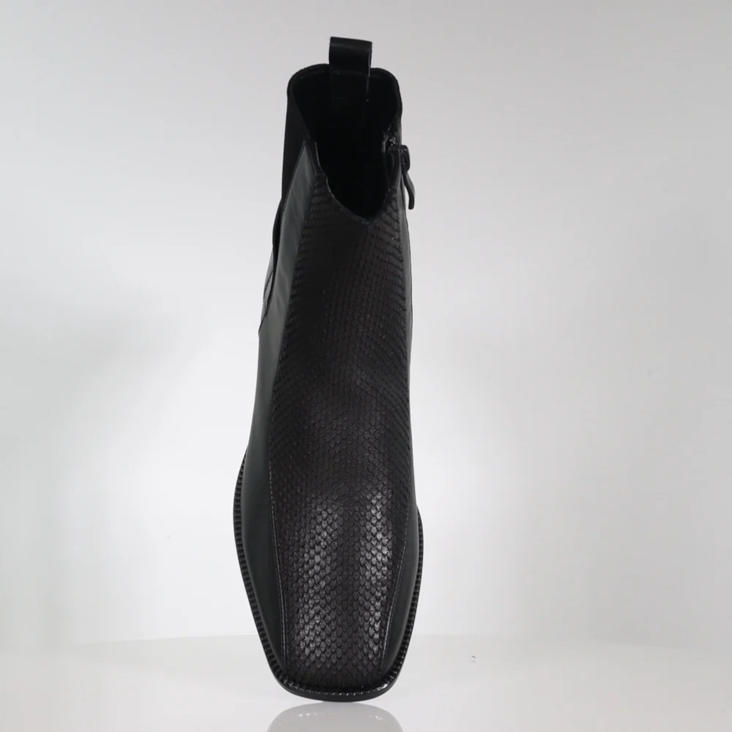 Minx women's black leather boot wit small block heel and square toe