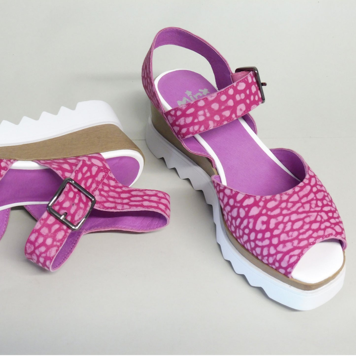 Beverly Hills Cerise Pebble - ONLINE ONLY