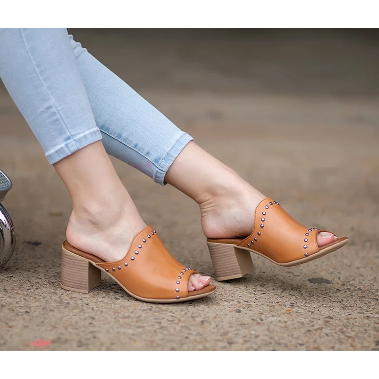 Lovetto Tan (size 36)