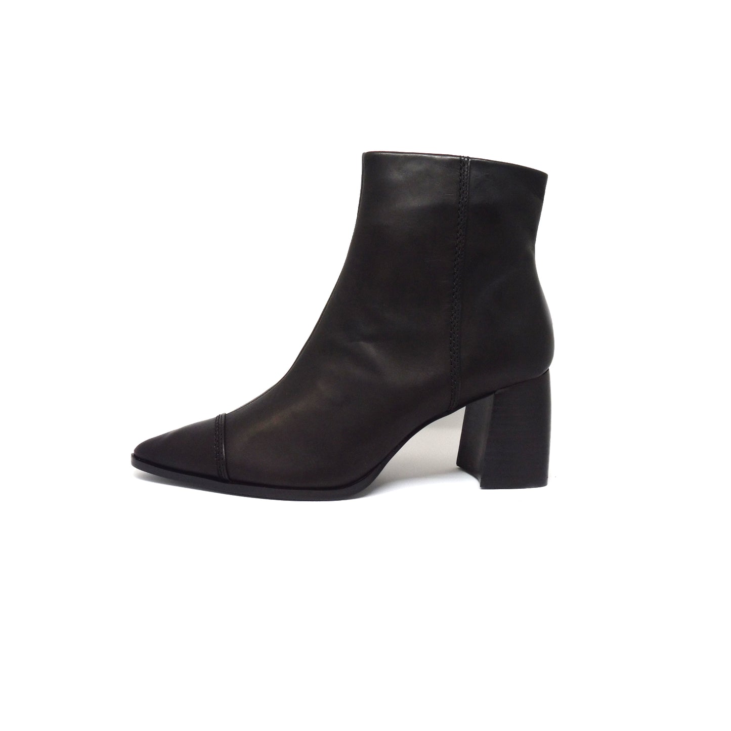 Arbor Black (size 41) - ONLINE ONLY