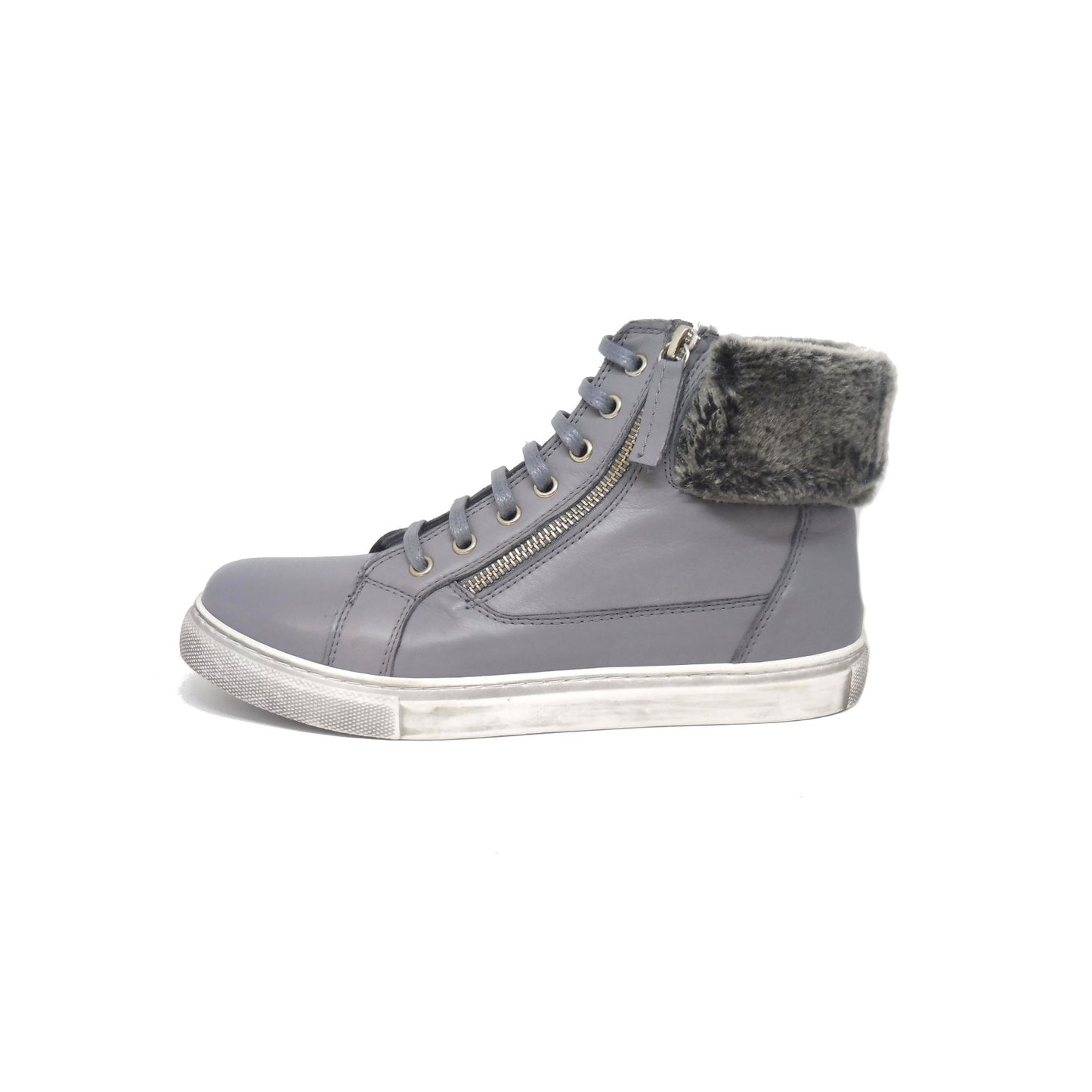 Trotski Milan (size 39) - ONLINE ONLY