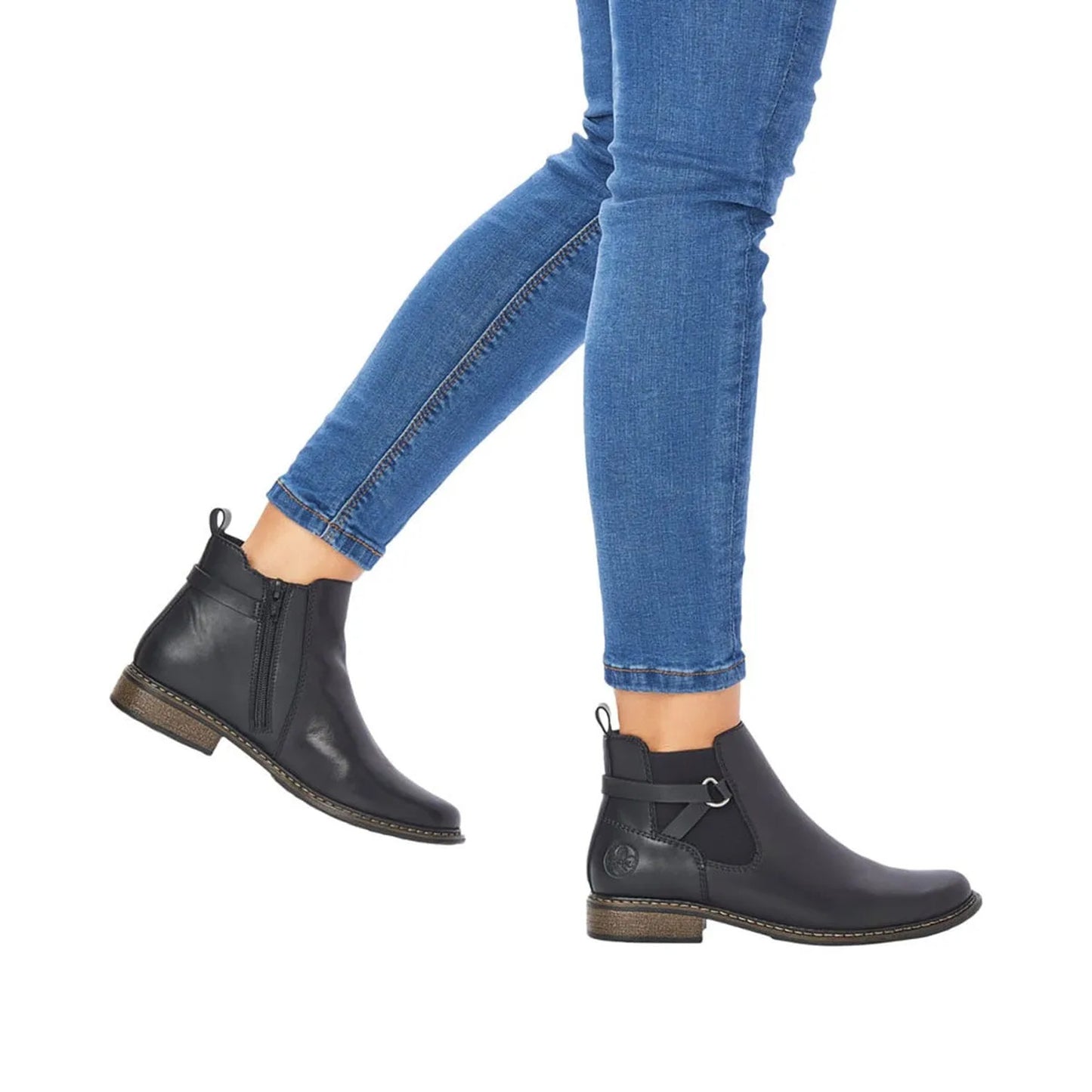 Z4981/00 Black