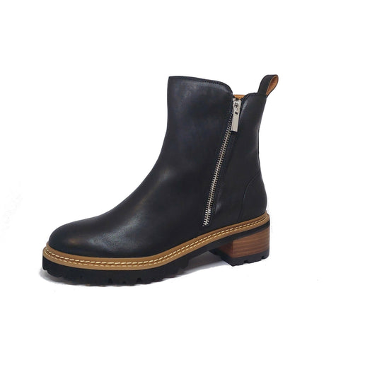 Lindira Black (size 42) - ONLINE ONLY