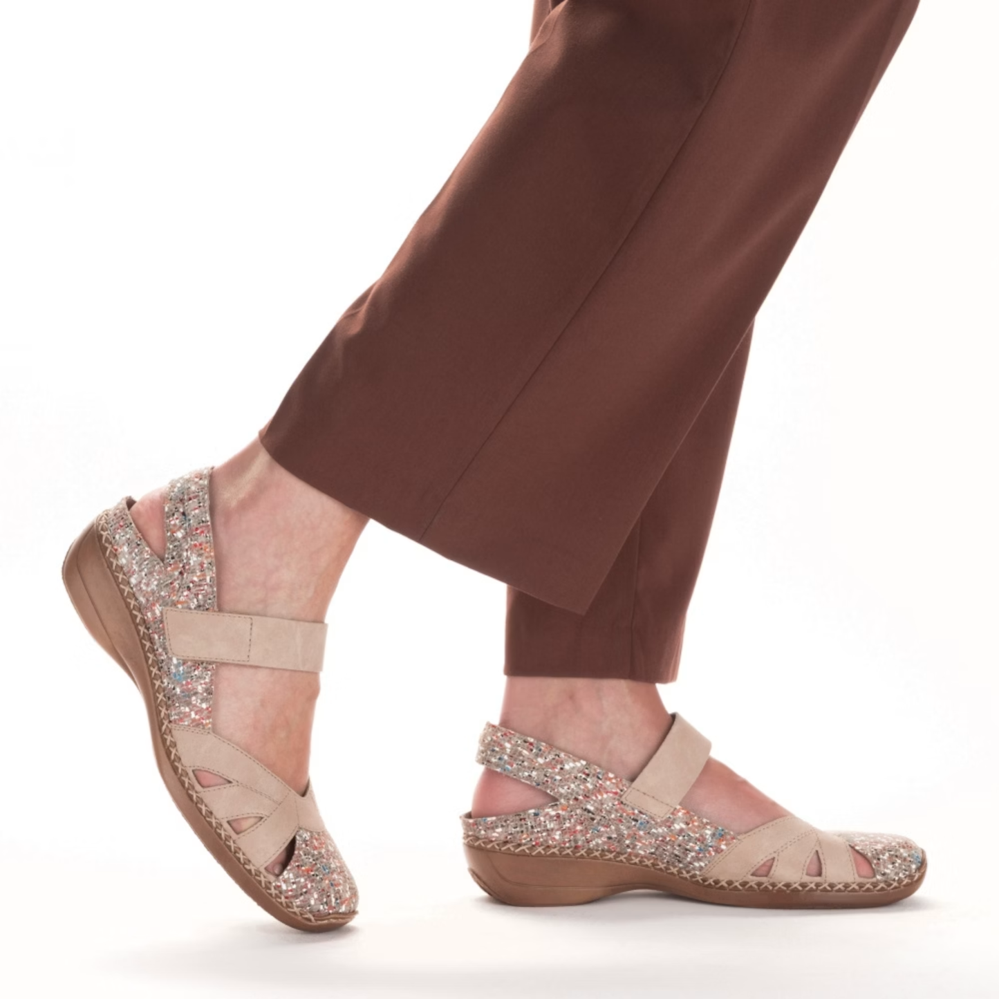 41352/90 Beige Multi