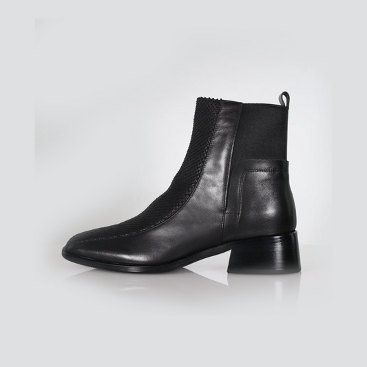 Minx women's black leather boot wit small block heel