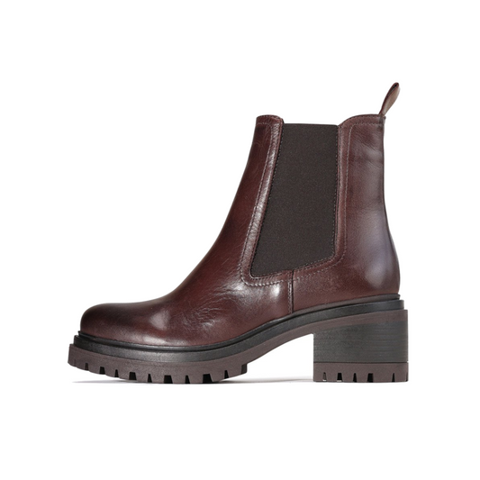 EOS women's chestnut leather chelsea boots with low block heel
