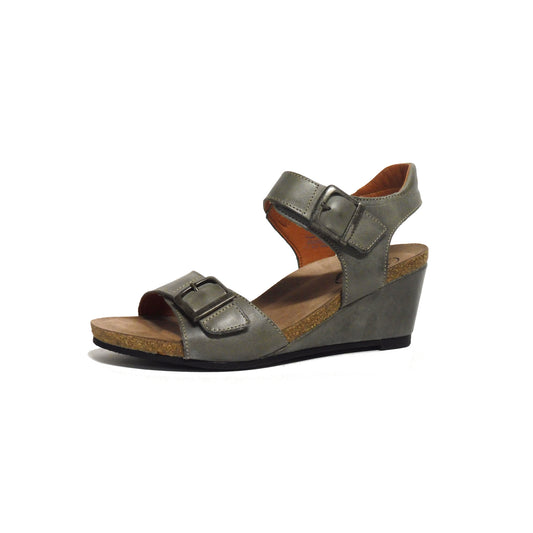 Buckle Up Graphite (size 40) - ONLINE ONLY