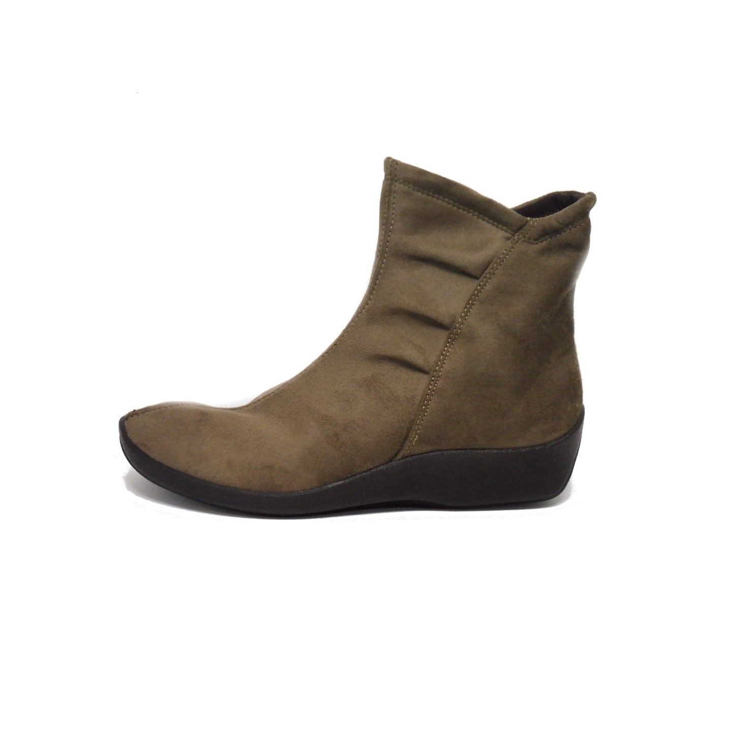 L19 Taupe Suede